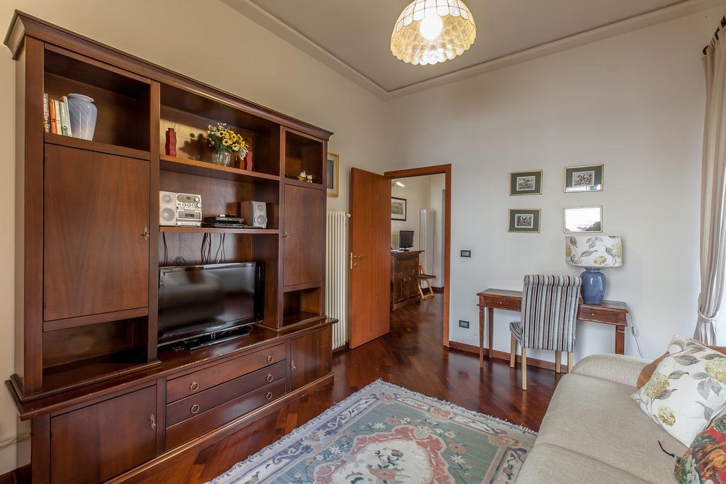 Rent Home In Roma Exterior foto