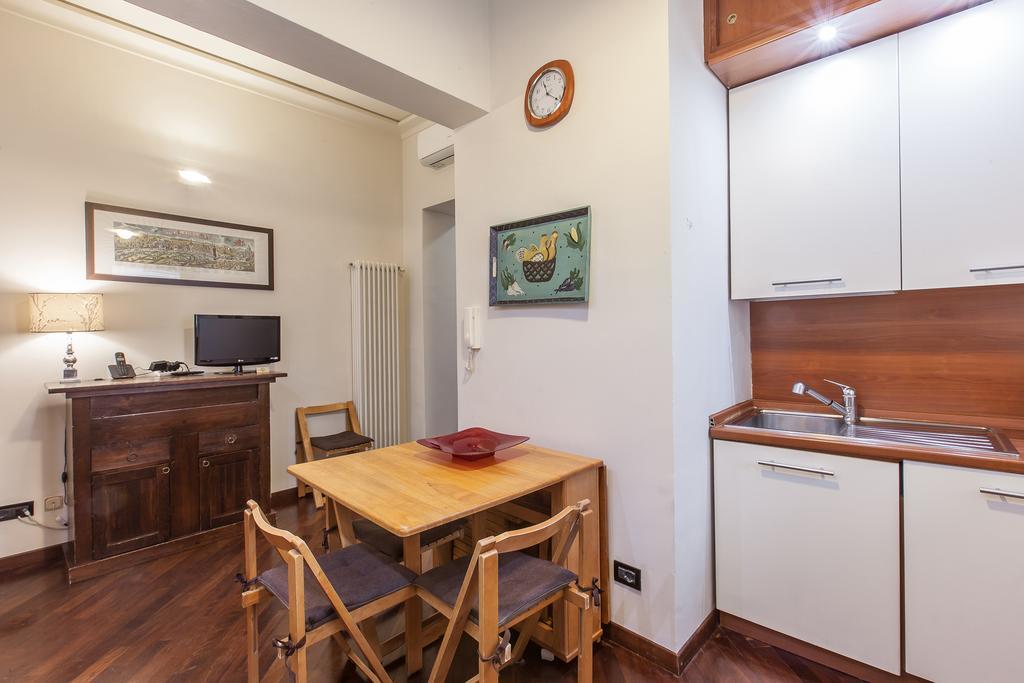 Rent Home In Roma Exterior foto