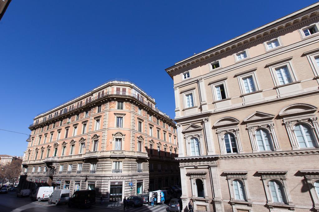 Rent Home In Roma Exterior foto